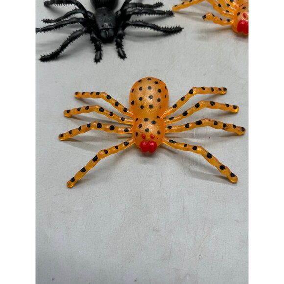 Set Of 3 Black & Orange Plastic Spider Toys Halloween Party Decor 6.5" Width REA - Picture 5 of 5